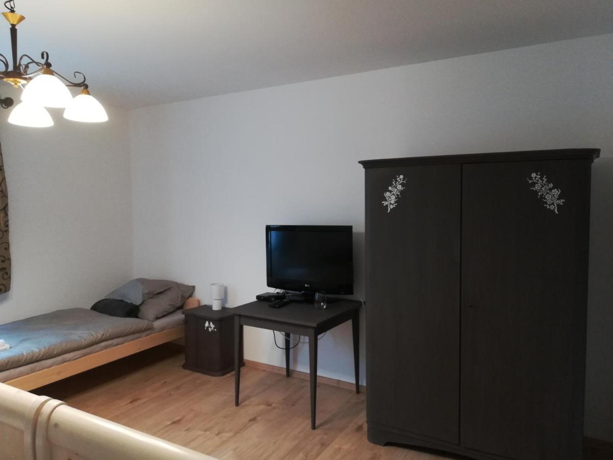 Cinege Vendeghaz Hotel Tolcsva ภายนอก รูปภาพ