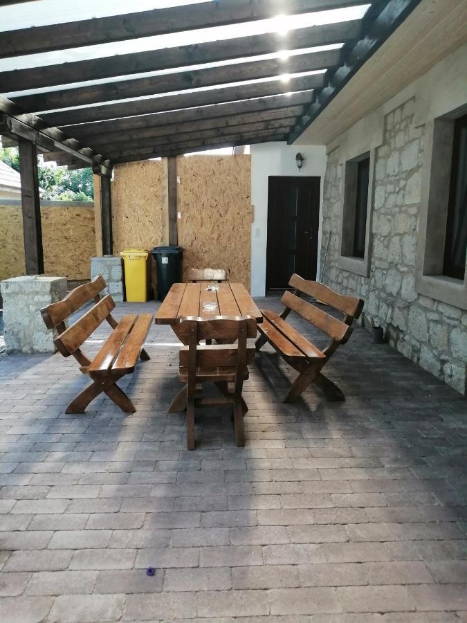 Cinege Vendeghaz Hotel Tolcsva ภายนอก รูปภาพ